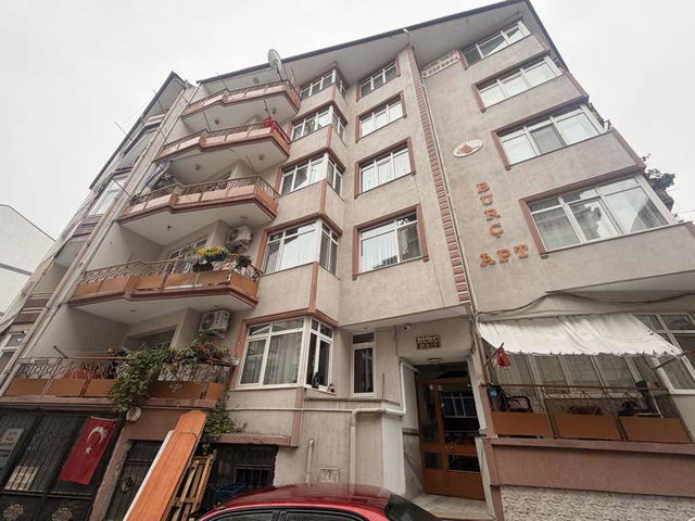 İZMİT KOZLUK MAHALLESİ’NDE 2 + 1 EŞYALI KİRALIK DAİRE