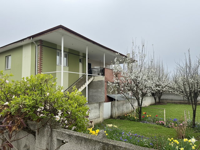 REMAX DEM/DEN KAVAKYOLU MAH. BAHÇELİ 3+1 SATILIK DAİRE