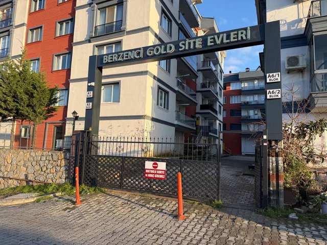 ACİL ÇAYIROVA ŞEKERPINARDA SATILIK 5+1 DUBLEKS DAİRE
