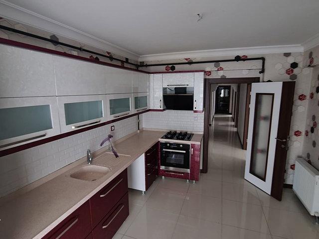 YENİMAHALLE PAMUKLAR'DA 3+1 KİRALIK DAİRE