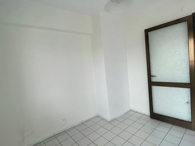 ALSANCAK KIBRIS ŞEHITLERINE YAKIN SATILIK 2+1 DAIRE