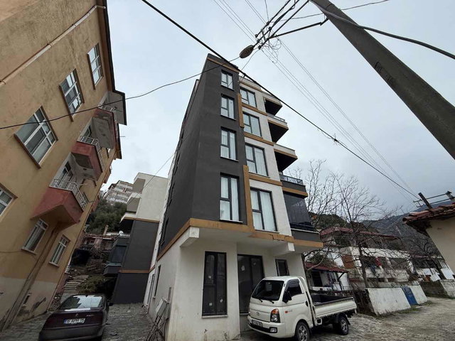 RE/MAX PROF EREN YILDIRIM DENİZE YAKIN SATILIK 2+1 SIFIR DAİRE