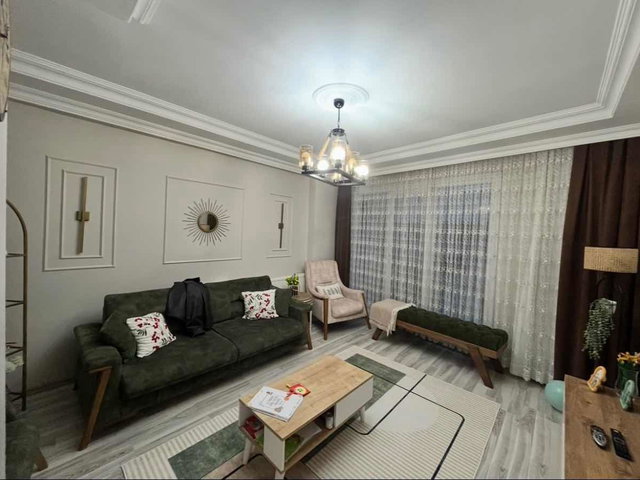 KAĞITHANE ŞİRİNTEPE'DE OTOPARKLI DUBLEKS 3+1 SATILIK DAİRE