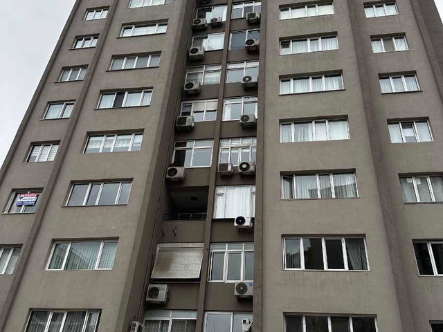 SAHRAYICEDİT ATATÜRK CAD'DE DİLKUM SİTESİ SATILIK BALKONLU GENİŞ 3+1 ARA KAT BOŞ