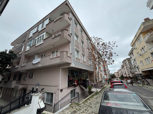 REMAX MAHAL'DEN AVCILAR DENİZKÖŞKLER'DE SATILIK 3+1 DAİRE