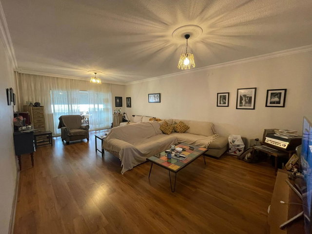 MAVİŞEHİR SELÇUK BLOKLARINDA  4+1 SATILIK DAİRE