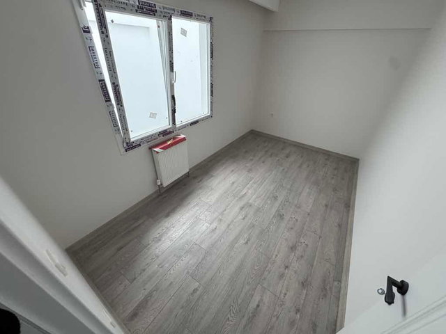 21 REMAX GALAKSİ’DEN  DEMIRKÖPRÜDE SATILIK 2+1 DAIRE