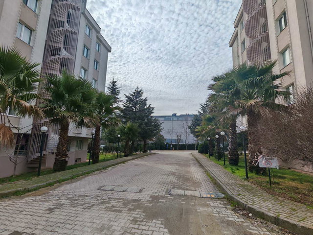 YETKİLİ SATIŞ OFİSİNDEN HAVAS EVLERİNDE GENİŞ 2+1 KİRALIK DAİRE
