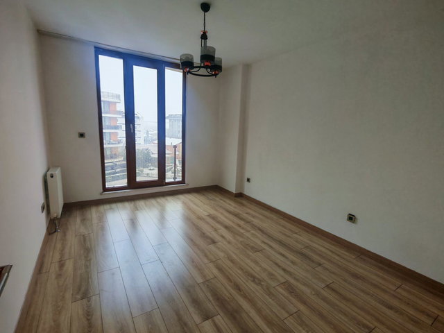 CITY AMBIANCE'TA GENİŞ OTURUMLU SATILIK 1+1 DAİRE 3.KAT