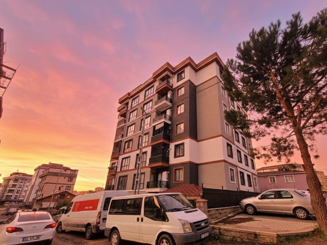 SULTANBEYLİ BATTALGAZİ 'DE TERASLI ÇATI DUBLEX 6+1 SATILIK DAİRE