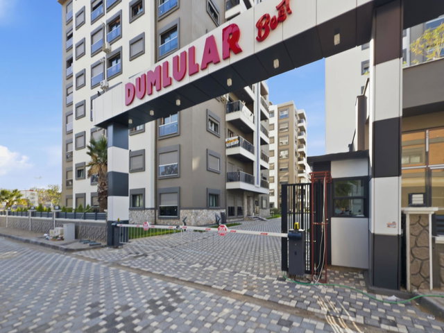 ATAŞEHİR'İN MERKEZİNDE HAVUZLU SİTEDE KİRALIK DAİRE