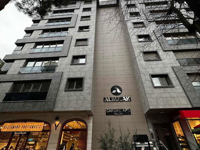ERENKÖY ÖMERPAŞA'DA MODERN TERASLI BALKONLU KIRALIK 3+1
