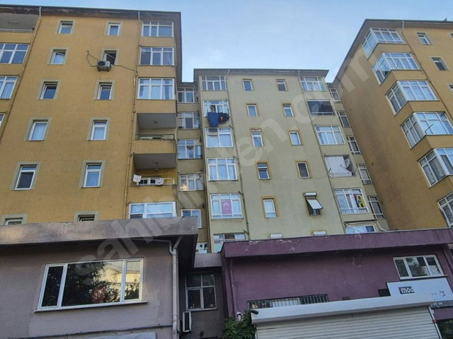 ÜMRANİYE ATAKENT TE MERKEZİ KONUMDA SATILIK 3+1 DAİRE