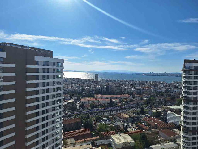 EVORA İZMİR'DE DENİZ MANZARALI SATILIK 2+1
