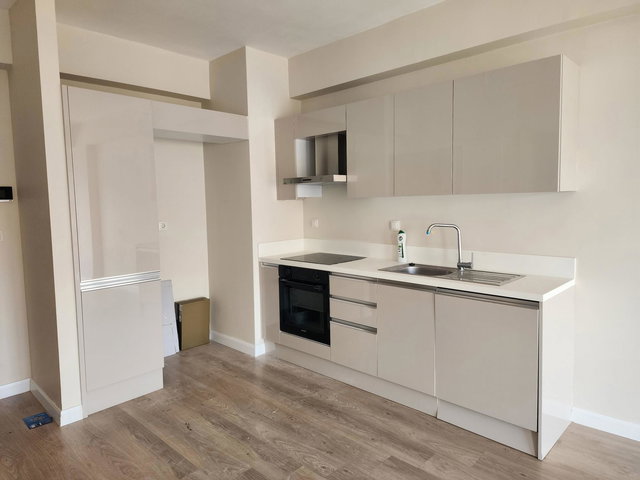 KEPEZ SURYAPI  SUR CADDE ETABINDA SATILIK 2+1