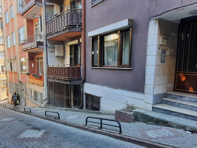 İZMİT MERKEZİ KONUMDA SATILIK 3+1 DAİRE