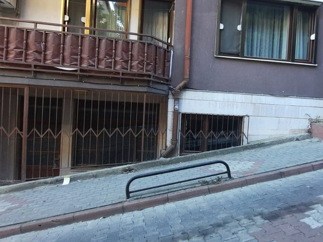 İZMİT MERKEZİ KONUMDA SATILIK 3+1 DAİRE