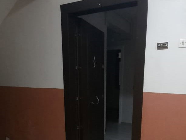 İZMİT MERKEZİ KONUMDA SATILIK 3+1 DAİRE