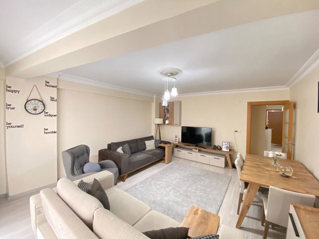 KAĞITHANE MERKEZ TANEGÜL SOKAK 2+1 SATILIK DAİRE (REMAX ASTYLE)