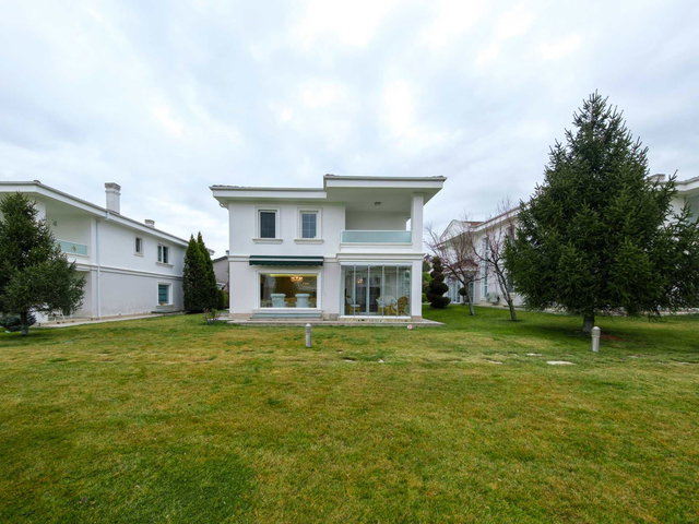ÇAYYOLU'NDA AYRICALIKLI YAŞAM | VILLA & VILLA SITESINDE | 5+2