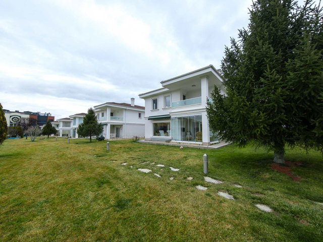 ÇAYYOLU'NDA AYRICALIKLI YAŞAM | VILLA & VILLA SITESINDE | 5+2