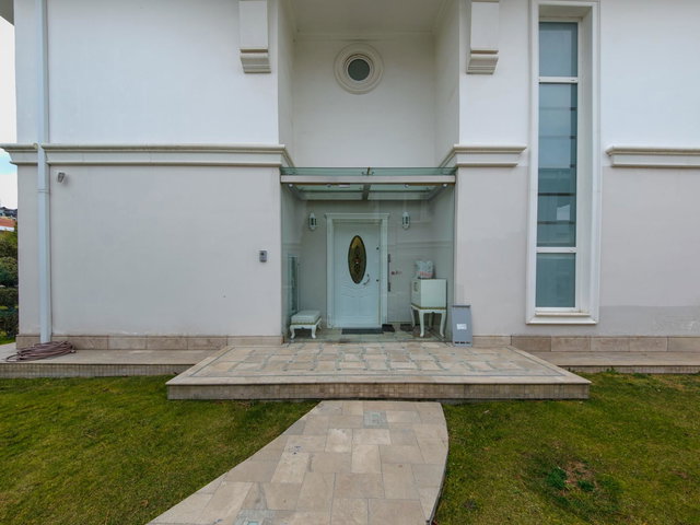 ÇAYYOLU'NDA AYRICALIKLI YAŞAM | VILLA & VILLA SITESINDE | 5+2