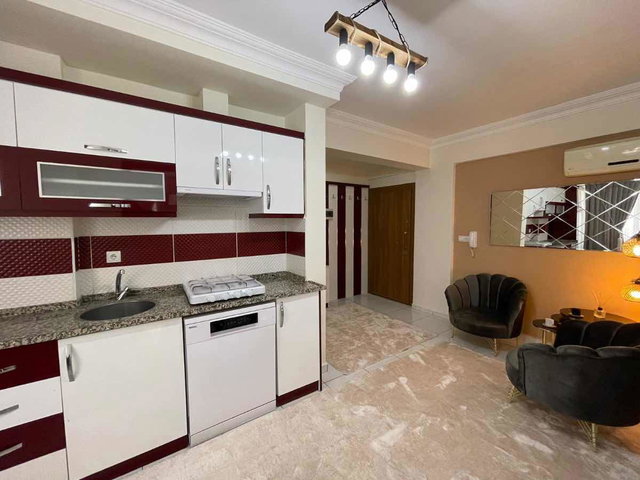 REMAX FORCE'DAN KİRALIK 2+1 APART CERRAHİ HASTANESİ YANINDA