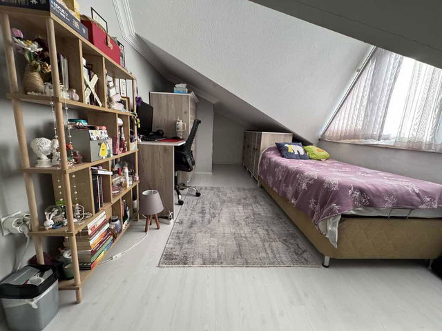 REMAX FREKANSTAN MERKEZİ KONUMDA,KISMİ DENİZ MANZARALI 3+1 DAİRE