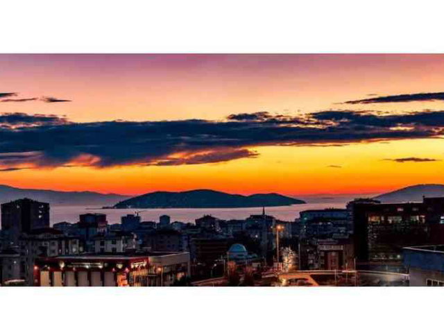 MALTEPE, ZÜMRÜTEVLER, HUZUREVI METRO,ADALAR MANZARALI YATIRIMLIK