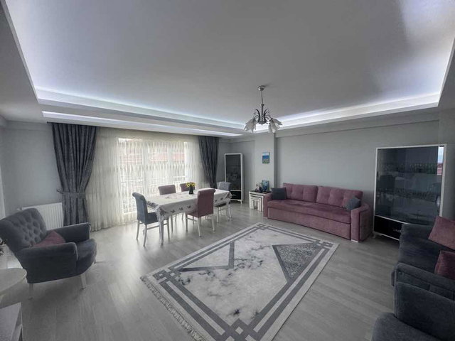 BÖLGENİN EN GENİŞ EN UYGUN 3+1 DAİRESİ