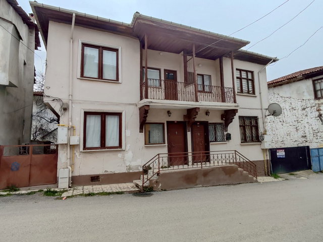 REMAX FREKANSTAN PAMUKOVA'DA SATILIK MÜSTAKİL EV