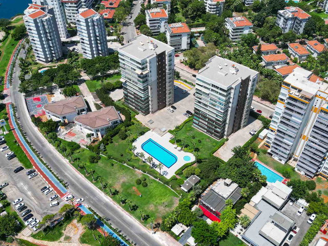 YALIYAR SİTESİ'NDE DENİZ MANZARALI 4+1 ARAKAT KİRALIK DAİRE