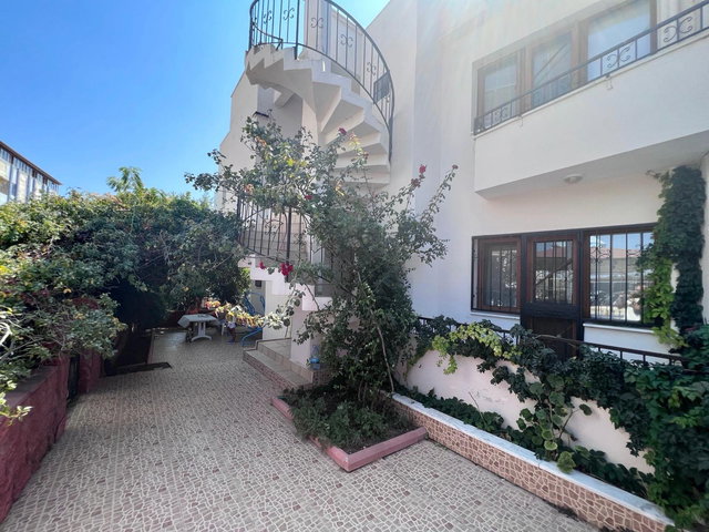 DİDİM ALTINKUMDA DENİZE YÜRÜME MESAFESİNDE 3+1 TERASLI DAİRE