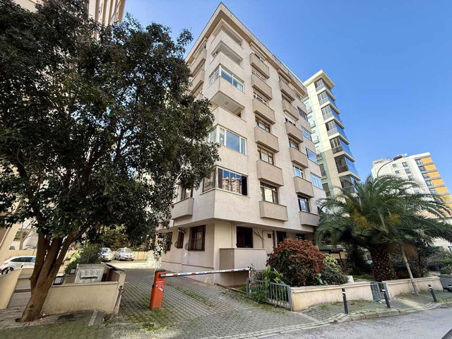 KIZILTOPRAK’DA FIRSAT SATILIK 3+1 DAİRE