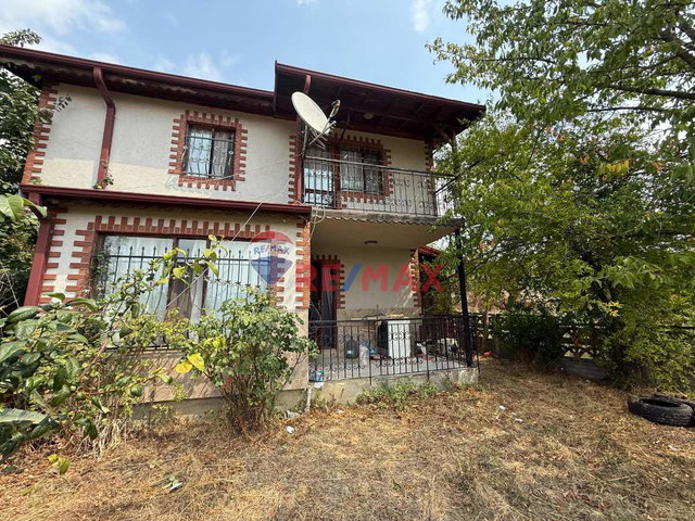 İZMİT GÜNDOĞDU. 229M² ARSA İÇİ MÜSTAKİL İKİ KATLI SATILIK 4+1 EV