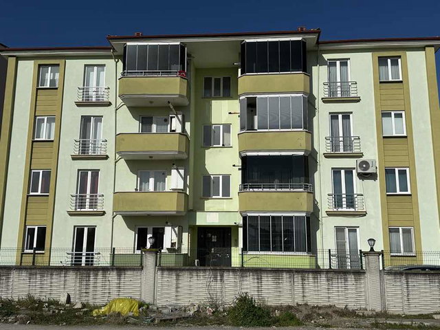 MERKEZİ KONUM! METROBÜS & VALİLİĞE YAKIN, MUTFAK-BANYO SIFIR 3+1