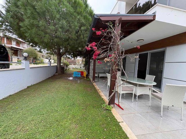 ÇEŞME DALYAN MARİNADA DENİZE YAKIN 3+1 VİLLA