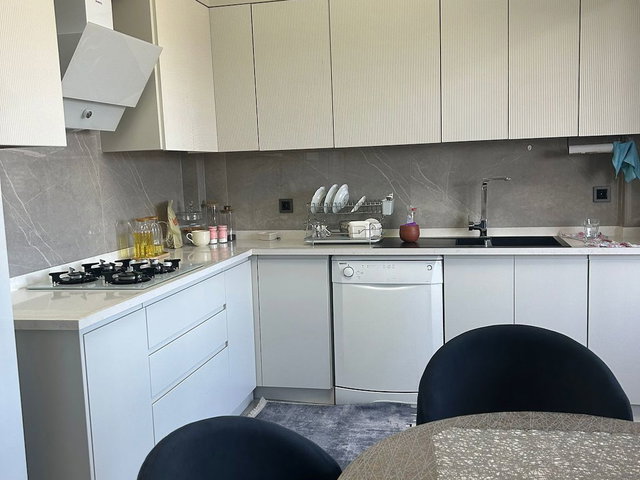 75 ANA CADDEYE SIFIR LÜKS REFAH ALANI