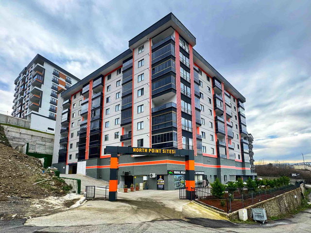 ÜNİVERSİTE MAHALLESİ NORTH POINT SİTESİ 1+1 KİRALIK DAİRE