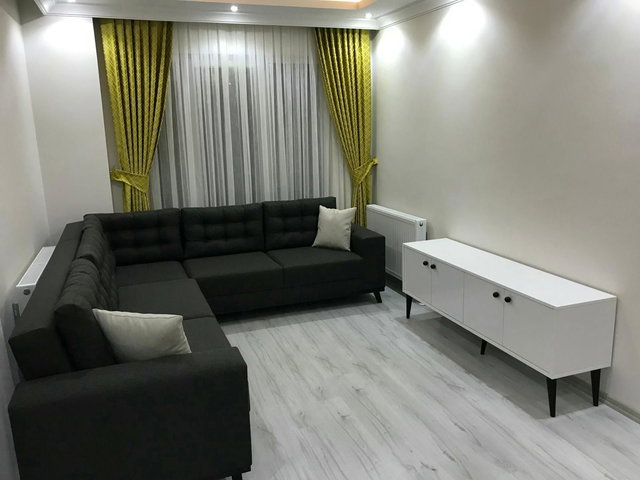 CEVIZLI ORHANGAZI CADDESINE PARALEL BAHÇE KULLANIMLI SATILIK 2+1