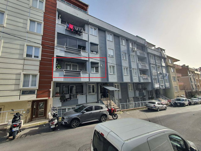 ZÜMRÜTEVLERIN KALBINDE AILE YAŞAMINA UYGUN 105 M² GENIŞ 2+1 DAİRE
