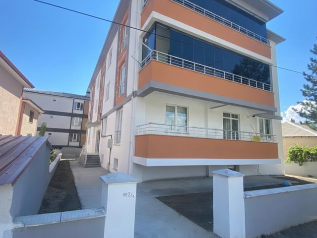 REMAX DEM'DEN DEMİRKENT MAH. 3+1 145 M2 FIRSAT DAİRE
