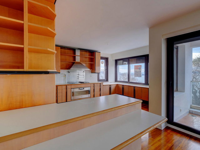 RE/MAX ABC M.SELÇUK KALAY'DAN MODA KAPANMAZ DENIZ MANZARALI 2+1 SATILIK KADIKÖY