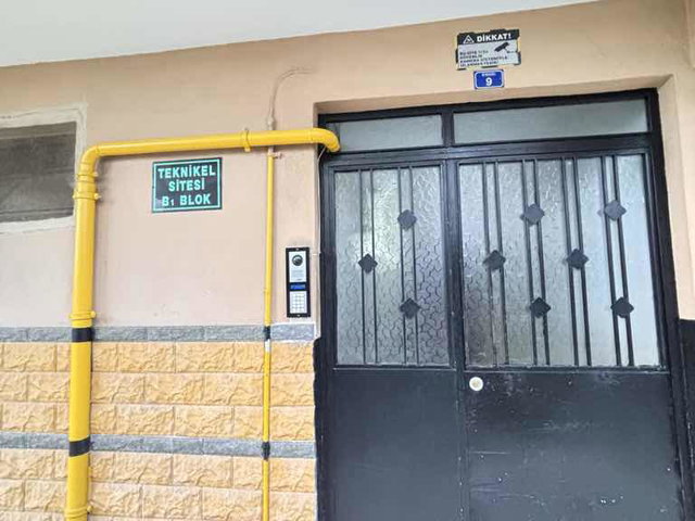 REMAX DREAMDEN TEKNIKEL SİTESİNDE 3+1 SATILIK ARA KAT DAİRE