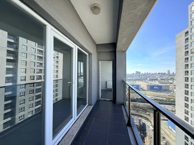 RE/MAX GELIŞIM'DEN HAYATPARK SITESI SATILIK 3+1
