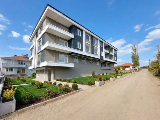 ÇUBUK DUMLUPINAR SIFIR ARA KAT SATILIK 2+1 DAIRE