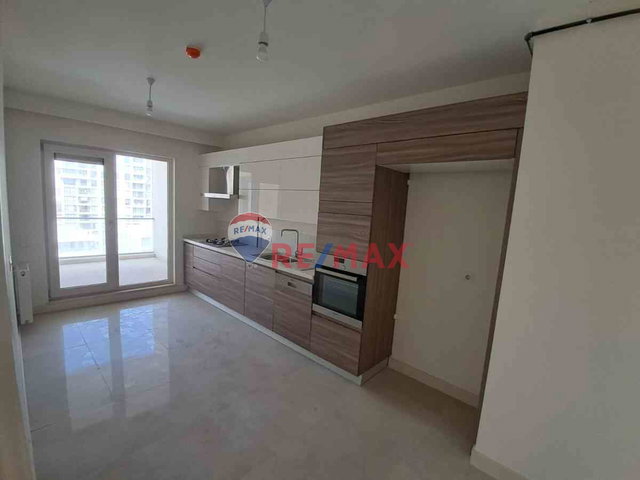 REMAX MODEL DEN SINPAŞ AQUA CITY D1 BLOKTA 3,5+1 SATILIK DAIRE
