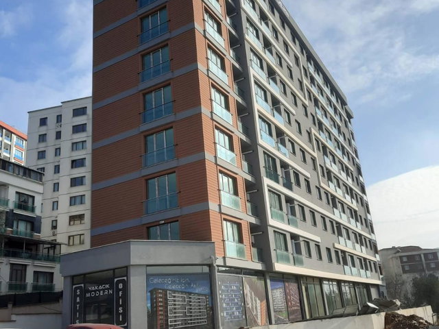 YAKACIK MODERN SİTESİ KİRALIK 2+1 AMERİKAN MUTFAK DAİRE