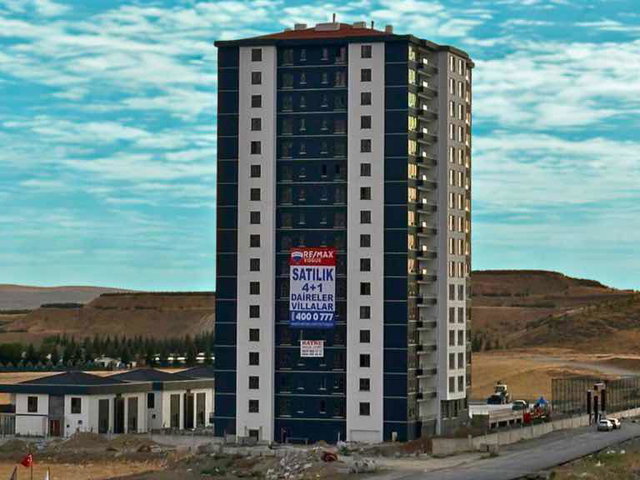 “REMAX VOGUE” KATRE ROYAL ÇAKIRLAR'DA 4+1 FERAH 190 M² DAİRE