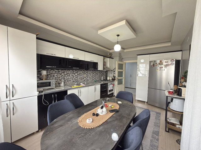 REMAX DOĞU'DAN CUMHURİYET MAH.LÜX GENİŞ 3+1 SATILIK DAİRE